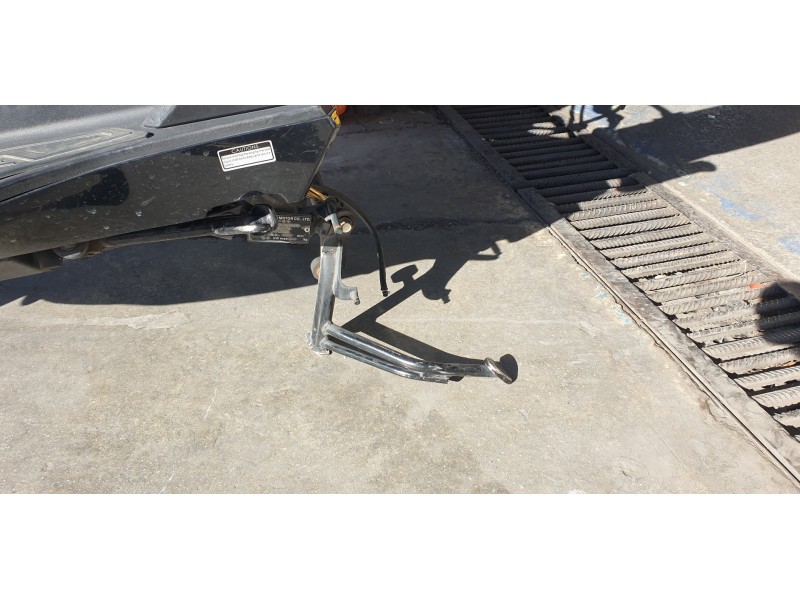 Recambio de caballete central para kymco g-dink 125 referencia OEM IAM 50500AAG3E00  