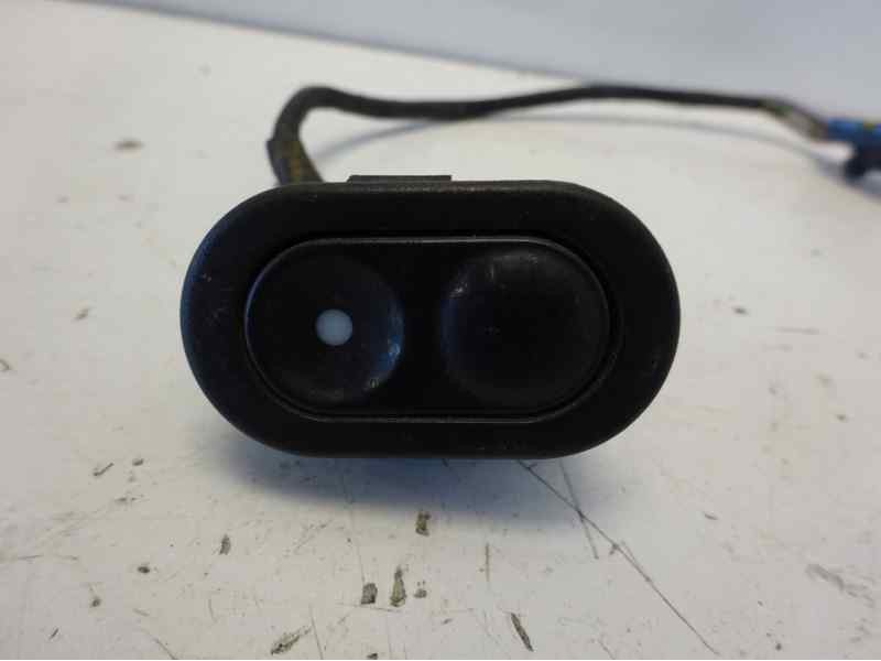 Recambio de mando elevalunas delantero izquierdo para opel corsa b referencia OEM IAM   
