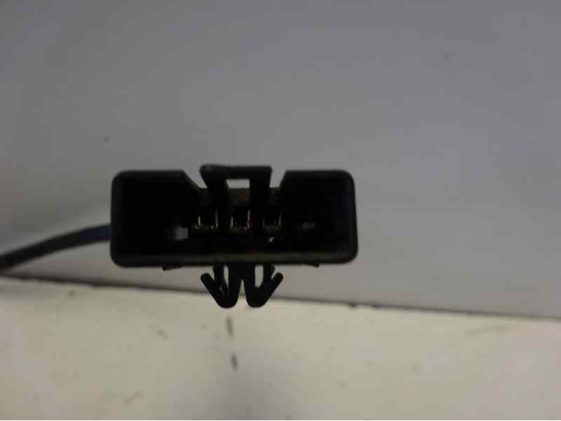 Recambio de mando elevalunas delantero izquierdo para opel corsa b referencia OEM IAM   