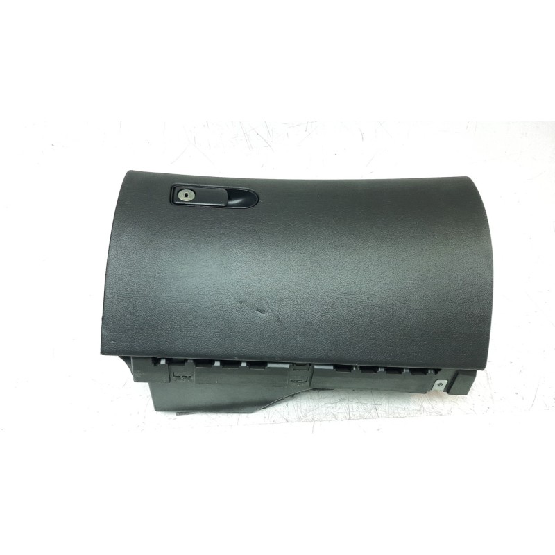 Recambio de guantera para mercedes-benz clase c (w205) lim. 2.1 cdi cat referencia OEM IAM A2056803205  