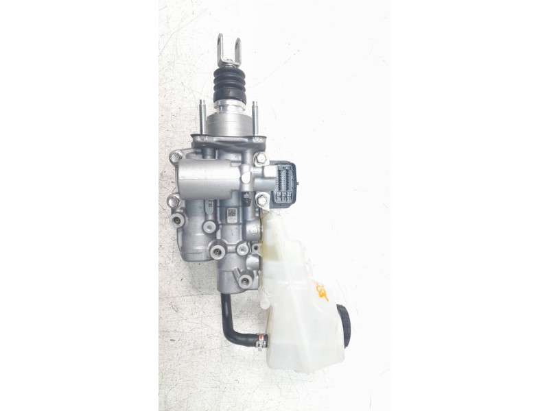 Recambio de bomba freno para toyota corolla (e21) hybrid style referencia OEM IAM 4705012580  