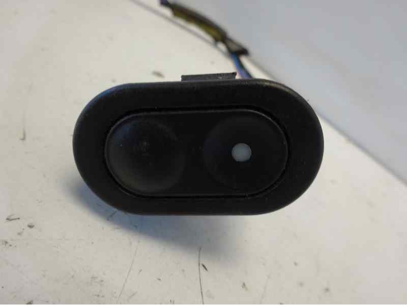 Recambio de mando elevalunas delantero derecho para opel corsa b referencia OEM IAM   