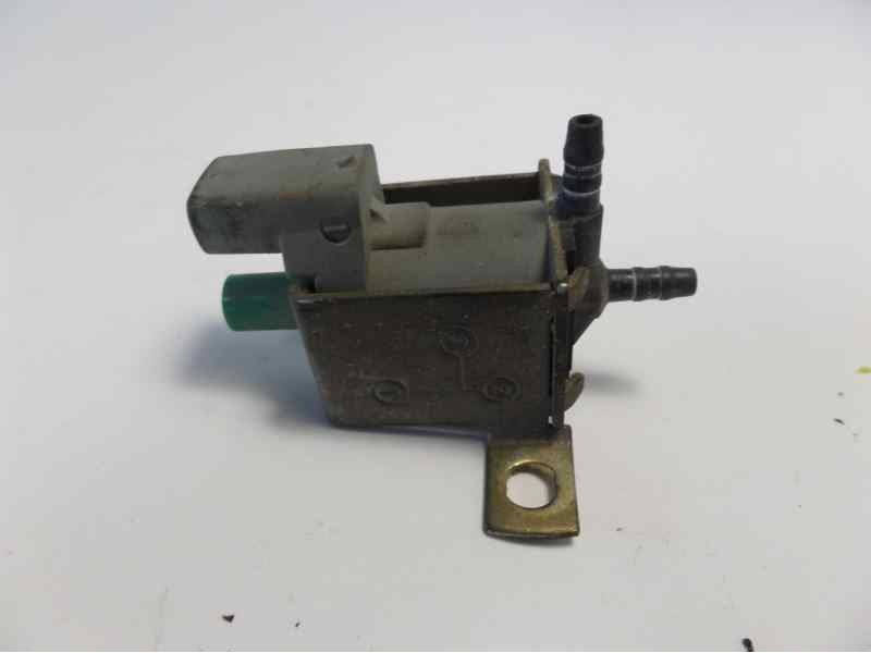 Recambio de valvula aire adicional para opel vectra b berlina 2.0 dti referencia OEM IAM 72097516  