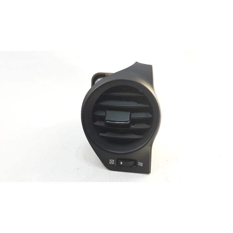 Recambio de rejilla aireadora para lexus is200 (ds2/is2) 2.2 d-4d cat referencia OEM IAM 556605304  