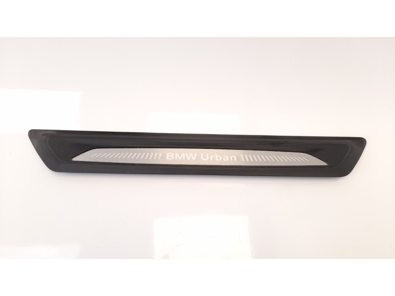 Recambio de moldura para bmw serie 1 lim. (f20) 118d referencia OEM IAM 7289215  