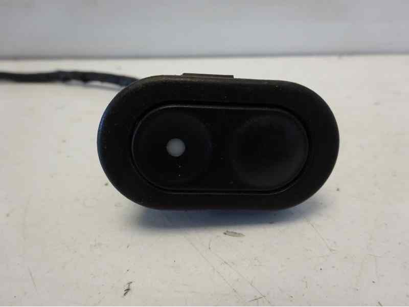 Recambio de mando elevalunas delantero izquierdo para opel corsa b referencia OEM IAM   