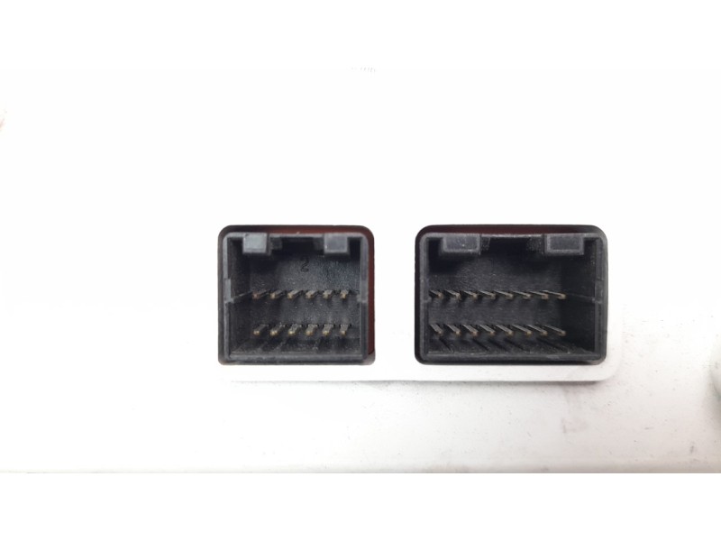 Recambio de cuadro instrumentos para kymco g-dink 125 referencia OEM IAM 37200LFA7E00  