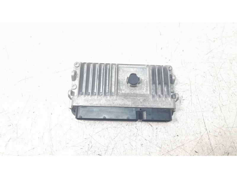 Recambio de centralita motor uce para toyota corolla (e21) hybrid style referencia OEM IAM 8966602750  896610ZW90