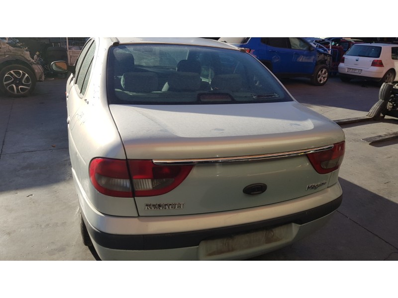 renault megane i classic (la0) del año 1999