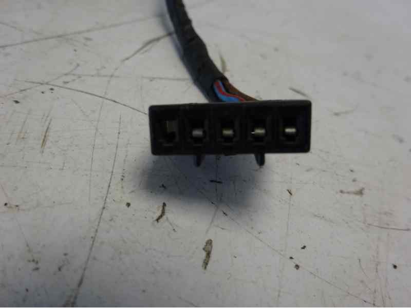 Recambio de mando elevalunas delantero derecho para opel corsa b referencia OEM IAM   