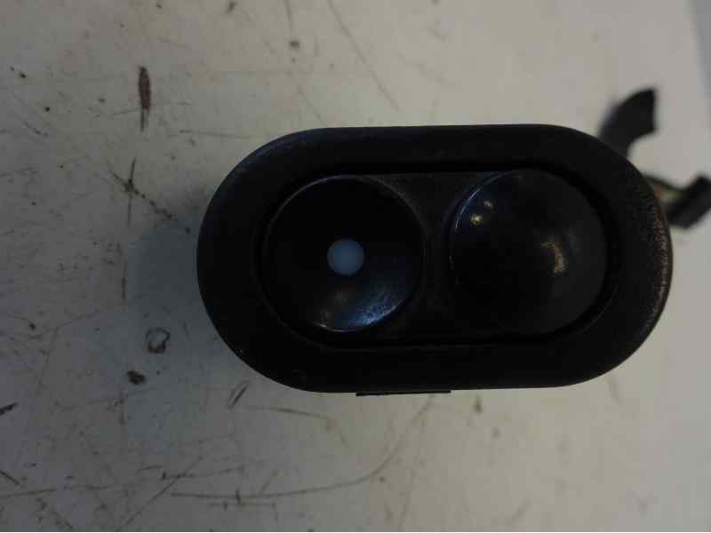 Recambio de mando elevalunas delantero derecho para opel corsa b referencia OEM IAM   