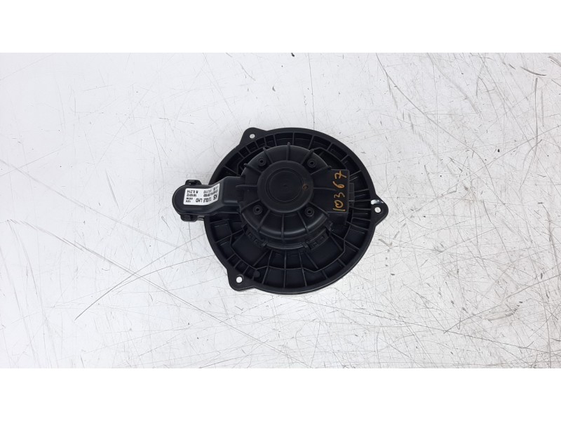 Recambio de ventilador calefaccion para kia sportage 1.7 crdi cat referencia OEM IAM D316NFFAA  