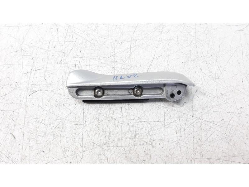 Recambio de estribo para kymco g-dink 125 referencia OEM IAM 5070BLKG7E00YYF  