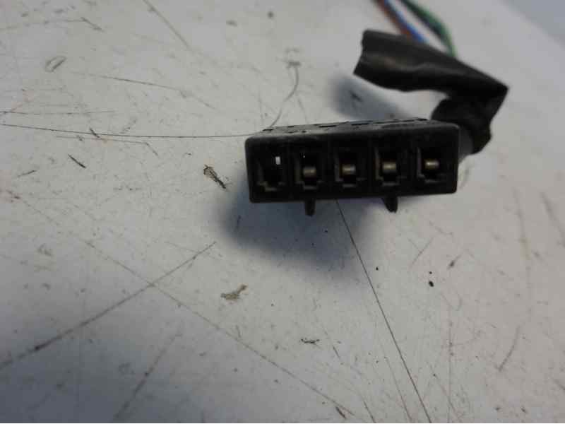 Recambio de mando elevalunas delantero izquierdo para opel corsa b referencia OEM IAM   