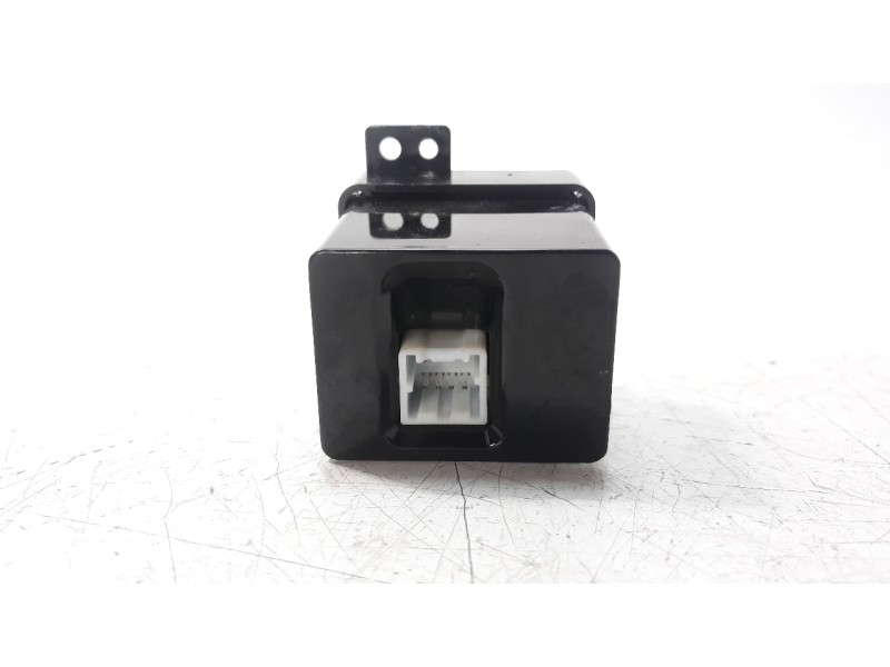 Recambio de modulo electronico para kia sportage 1.6 cat referencia OEM IAM 96125C5000  