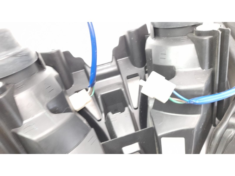 Recambio de faro delantero para kymco g-dink 125 referencia OEM IAM 33100ACD5315  