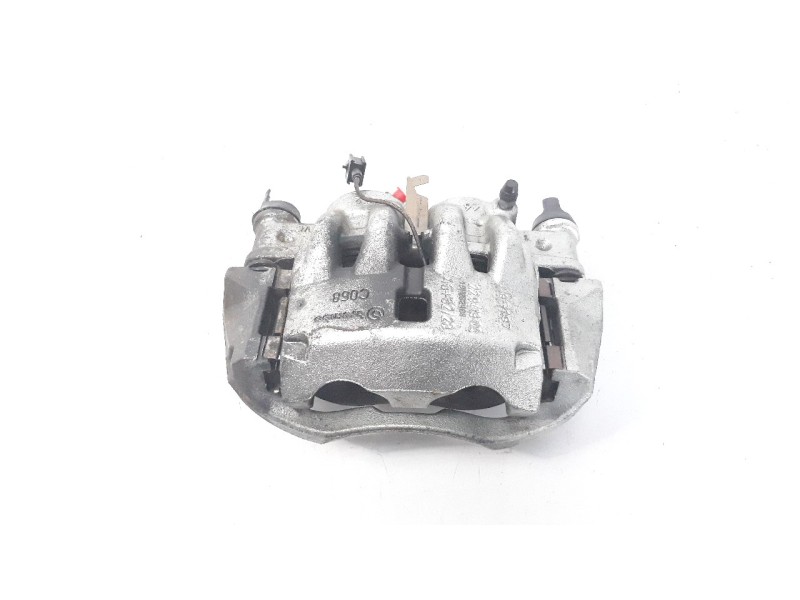 Recambio de pinza de freno delantera izquierda para adria matrix n 670 sl referencia OEM IAM 22941900  