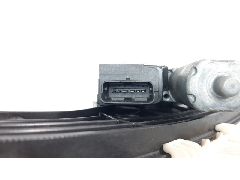 Recambio de elevalunas trasero derecho para peugeot 3008 1.5 blue-hdi fap referencia OEM IAM 9830388880  