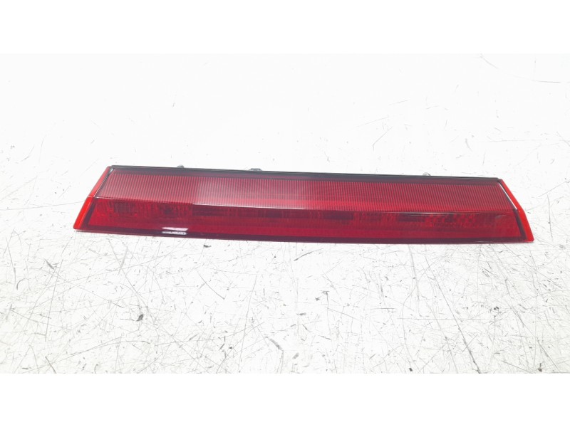 Recambio de piloto trasero central para toyota corolla (e21) hybrid style referencia OEM IAM 8157012450  