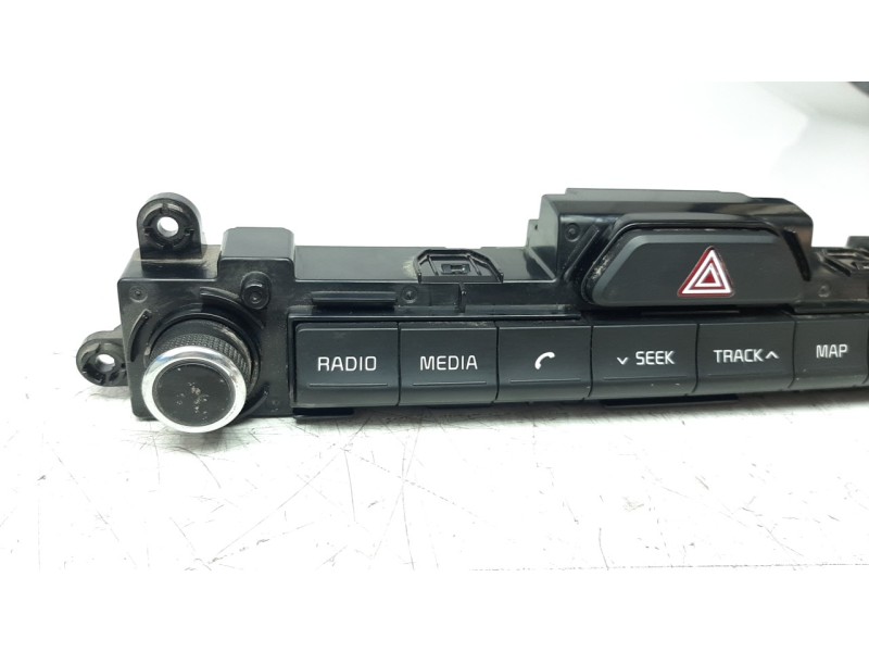 Recambio de warning para kia sportage 1.7 crdi cat referencia OEM IAM D996568020  