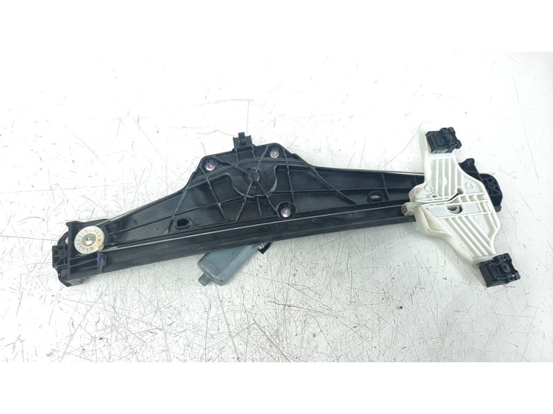 Recambio de elevalunas trasero izquierdo para peugeot 3008 1.5 blue-hdi fap referencia OEM IAM 9830389080  