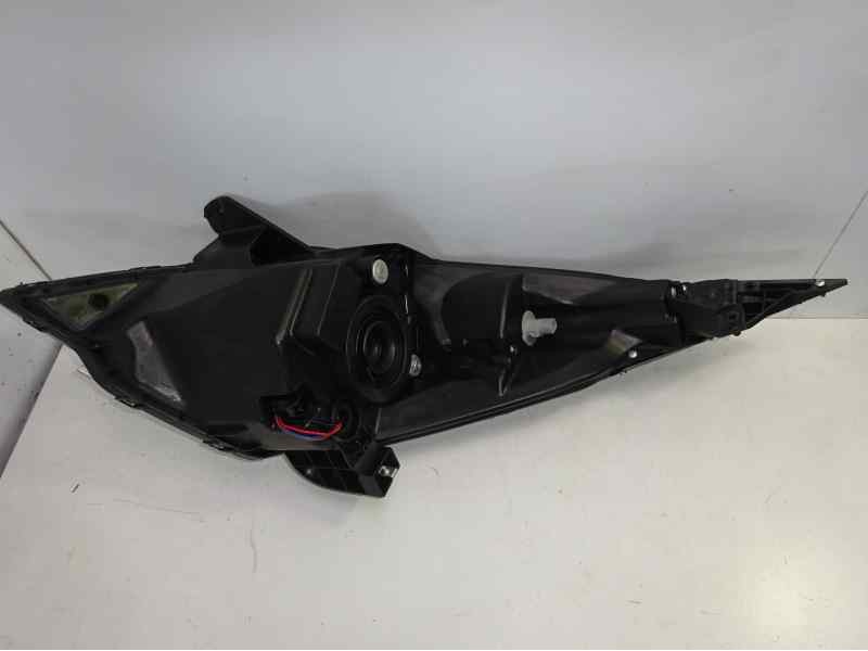 Recambio de faro derecho para chevrolet spark referencia OEM IAM 95281475  DW3424813