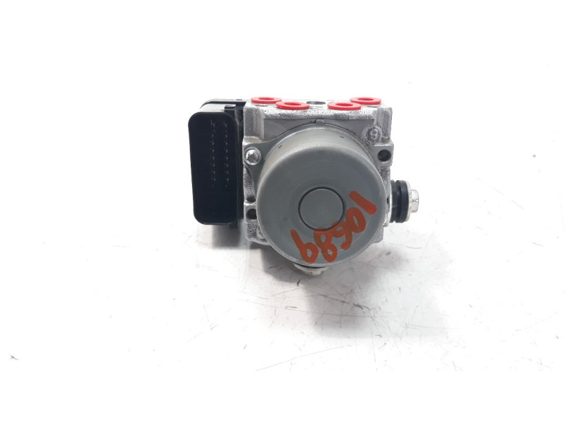 Recambio de abs para honda nc 750 nc 750 x referencia OEM IAM 57110MKWD01  
