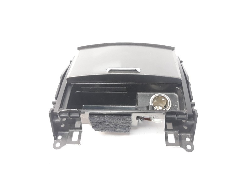Recambio de cenicero para lexus is200 (ds2/is2) 2.2 d-4d cat referencia OEM IAM 7411053010  