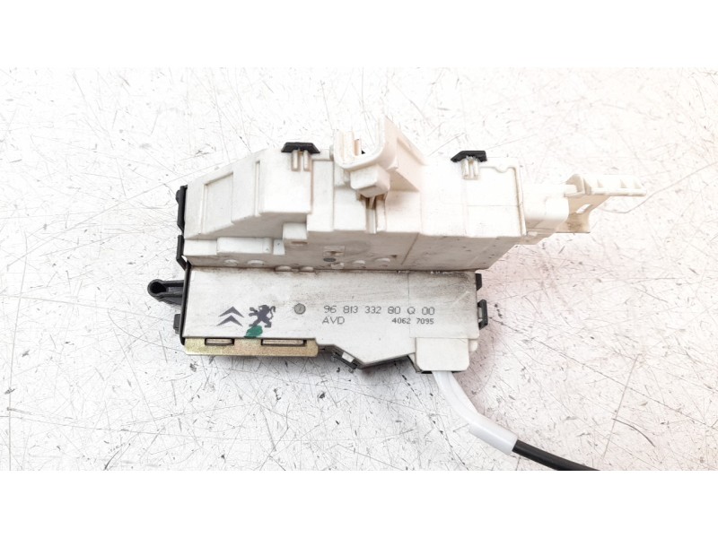 Recambio de cerradura puerta delantera derecha para peugeot 407 st confort referencia OEM IAM 9681333280  