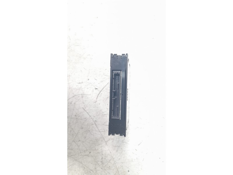 Recambio de modulo electronico para toyota rav4 referencia OEM IAM 8934042040  
