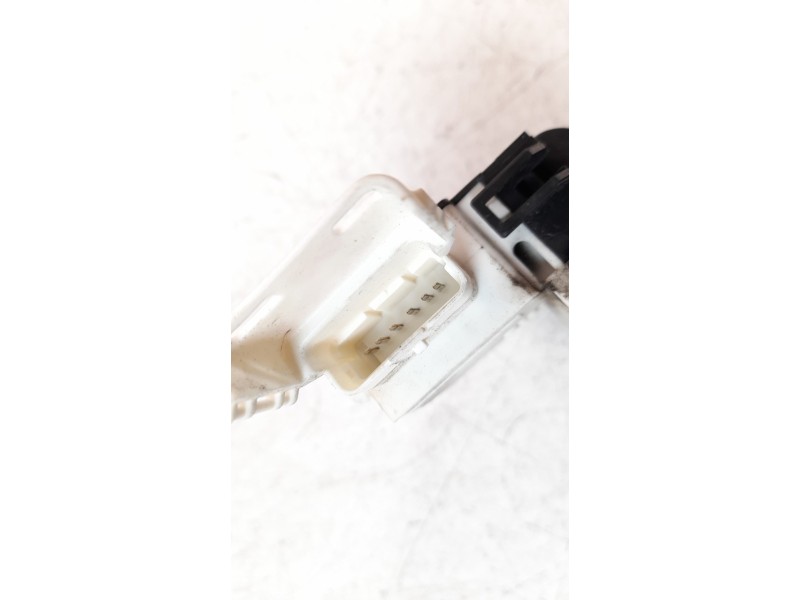 Recambio de cerradura puerta trasera derecha para peugeot 407 st confort referencia OEM IAM 9681337280  