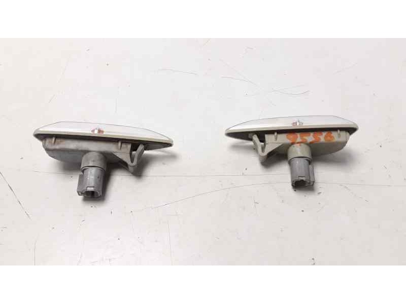 Recambio de piloto lateral izquierdo para hyundai ix35 comfort 2wd referencia OEM IAM 923012S000 923022S000 