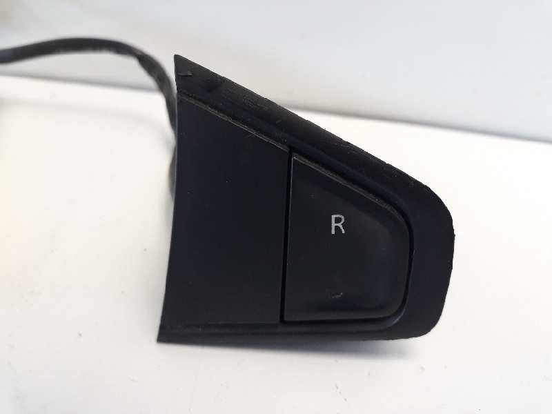 Recambio de mando volante para renault scenic iii 1.9 dci diesel referencia OEM IAM   