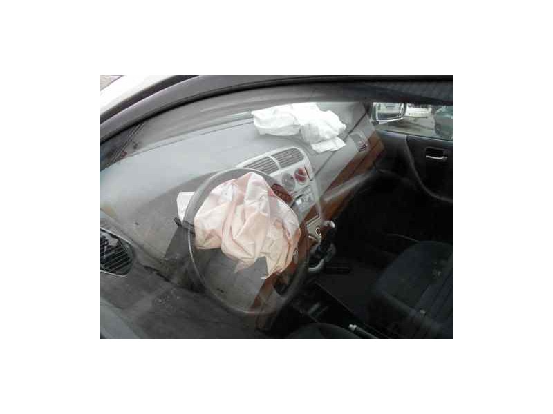 honda civic berlina 3 (ep1/2) del año 2003