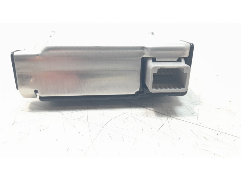 Recambio de camara vision frontal para toyota rav4 referencia OEM IAM 8646C76020 0365008091 