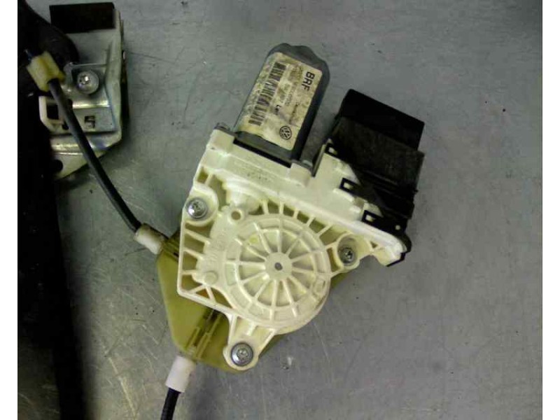 Recambio de elevalunas trasero izquierdo para seat leon (1p1) referencia OEM IAM   