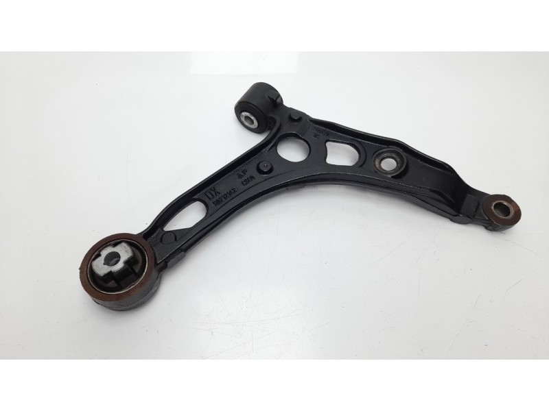 Recambio de brazo suspension inferior delantero derecho para adria matrix n 670 sl referencia OEM IAM 1374222080  
