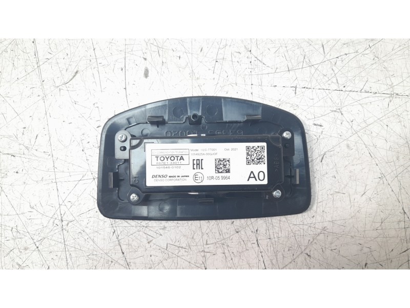 Recambio de sensor para toyota c-hr hybrid gr sport referencia OEM IAM 867E133011  