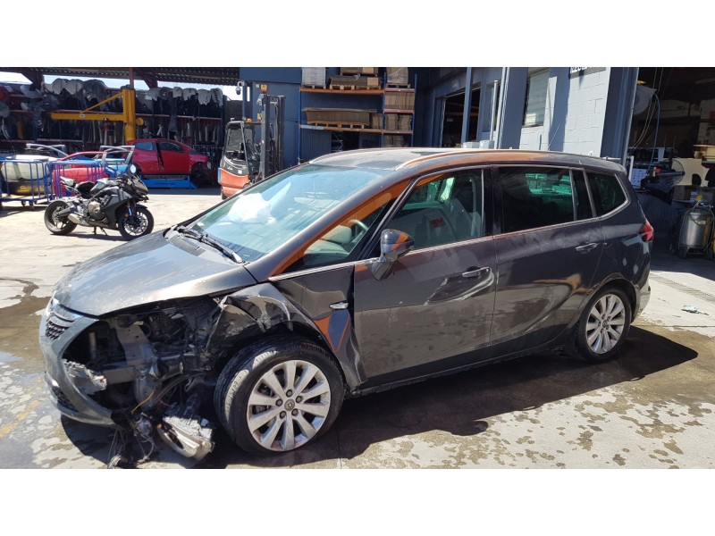 opel zafira tourer del año 2015