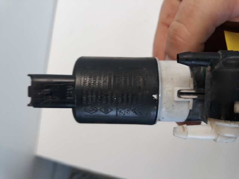 Recambio de bomba limpia para renault scenic iii 1.9 dci diesel referencia OEM IAM 8200031805  