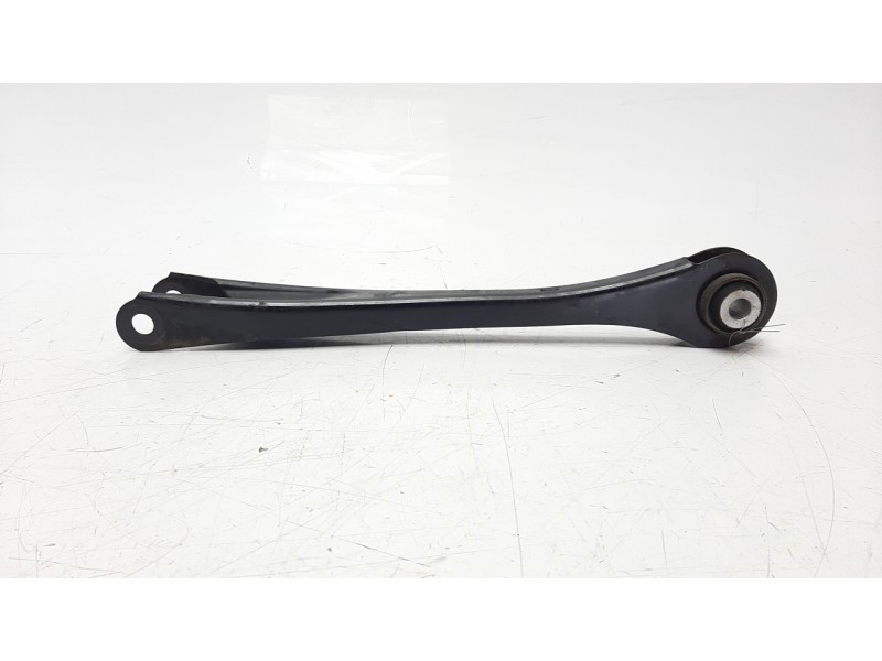 Recambio de brazo suspension inferior trasero izquierdo para bmw serie 1 lim. (f20) 116d referencia OEM IAM 6792527  