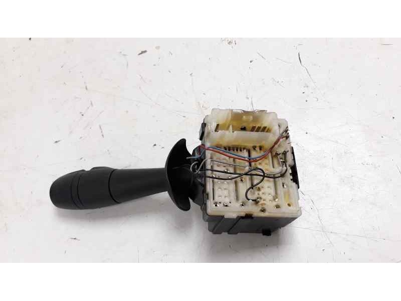 Recambio de mando limpia para renault clio iv dynamique referencia OEM IAM 255675887R  