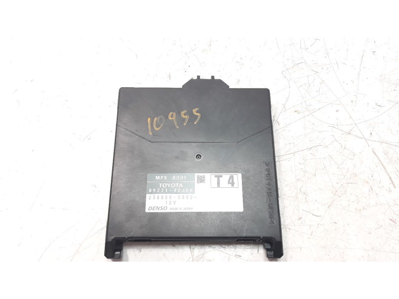 Recambio de modulo electronico para toyota rav 4 referencia OEM IAM 8922142300 2380005882 