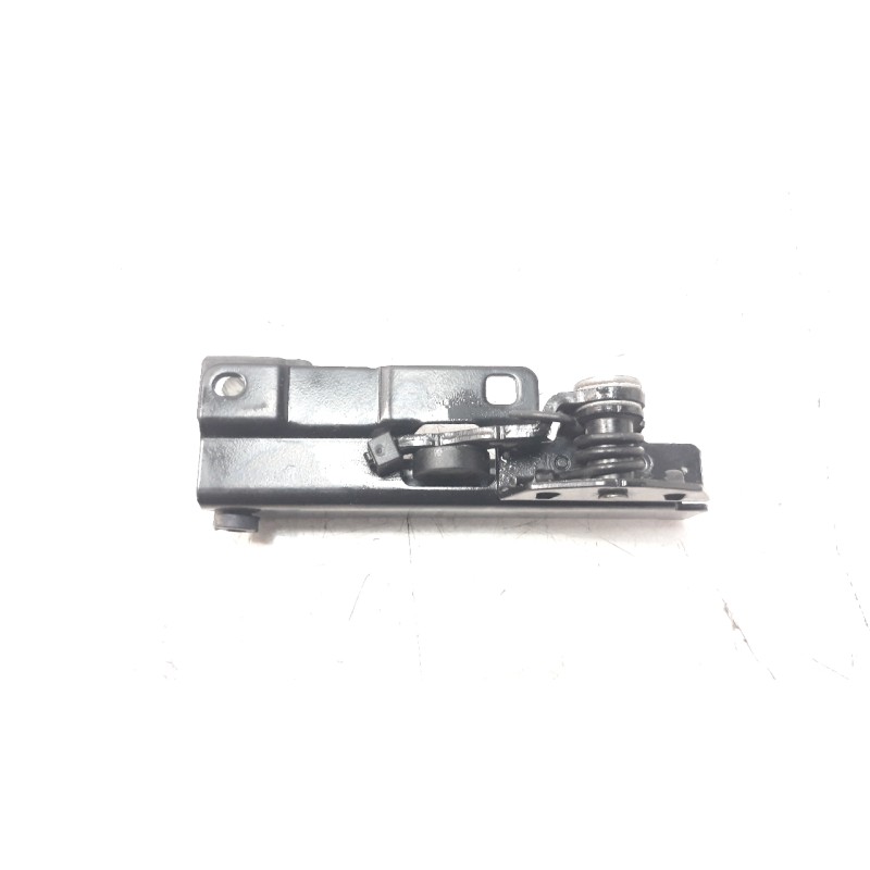 Recambio de soporte / guia puerta corredera para citroen berlingo 1.5 blue-hdi fap referencia OEM IAM 9817813180D  