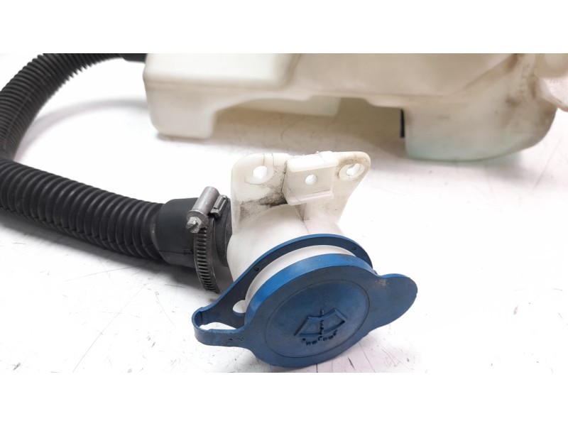 Recambio de deposito limpia para aston martin rapide 5.9 v12 cat referencia OEM IAM 6G3317B613A 6G3317B614B 