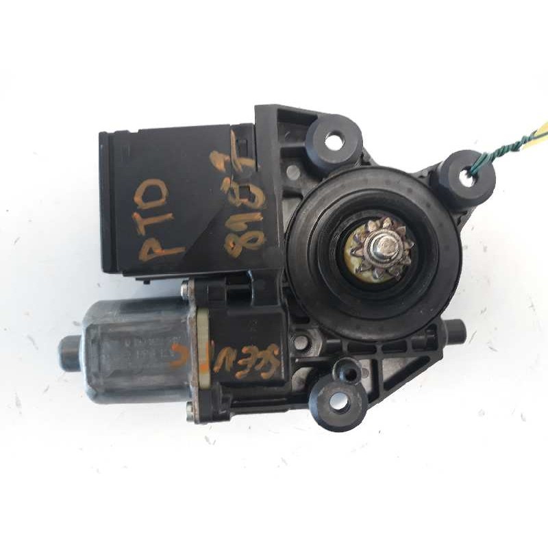 Recambio de motor elevalunas trasero izquierdo para renault scenic iii 1.9 dci diesel referencia OEM IAM 827310004R 910837104 