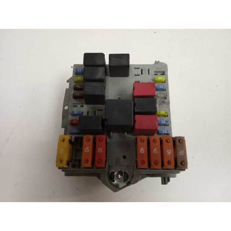 Recambio de caja reles / fusibles para alfa romeo 159 (140) 1.9 jts 16v / selective referencia OEM IAM 60689045  