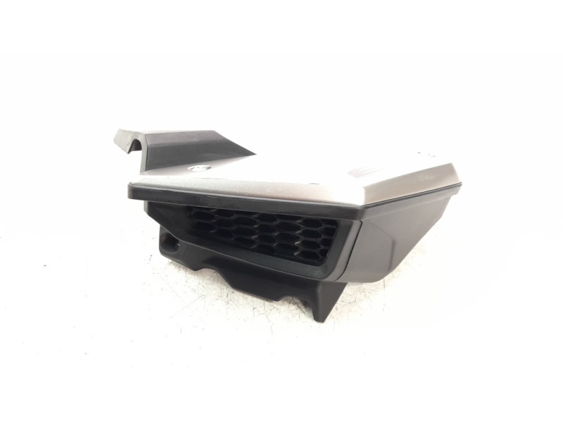 Recambio de carenado delantero derecho para honda cb 650r referencia OEM IAM 64310MKND50ZA  