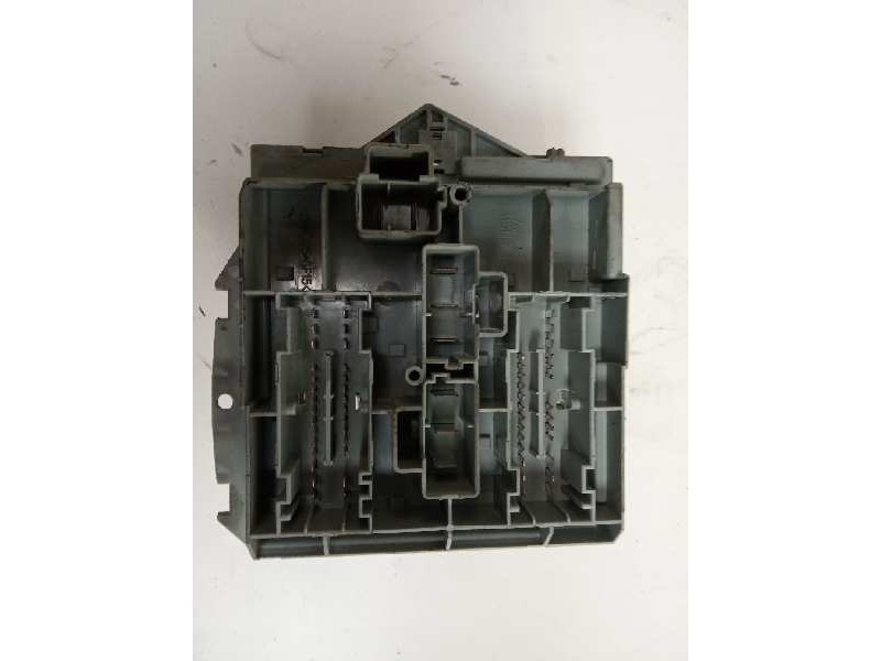 Recambio de caja reles / fusibles para alfa romeo 159 (140) 1.9 jts 16v / selective referencia OEM IAM 60689045  