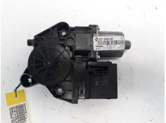 MOTOR ELEVALUNAS TRASERO DERECHO 827300005R 827300005R 910836104